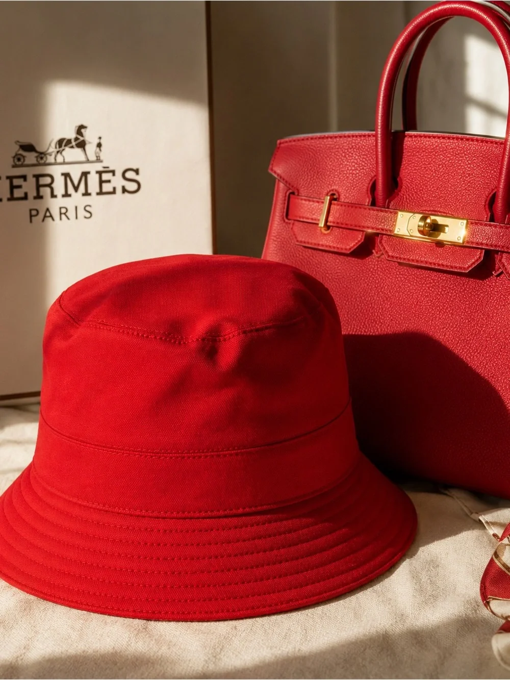 Hermès Paris Motsch Pour Hermès Red Bucket Hat Size 57 New Made in France Rare